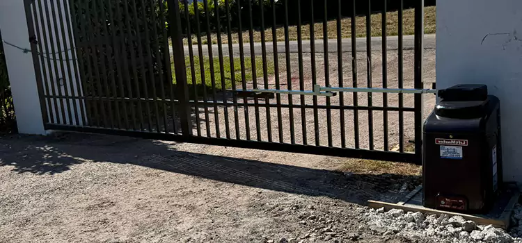 Solar Swing Gate Opener Four Corners
