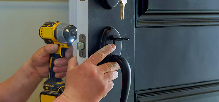 Locksmith Emergency Service Four Corners