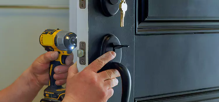 Commercial Door Lock Installation Four Corners