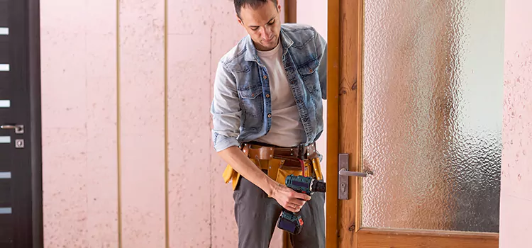 Door Glass Replacement Four Corners