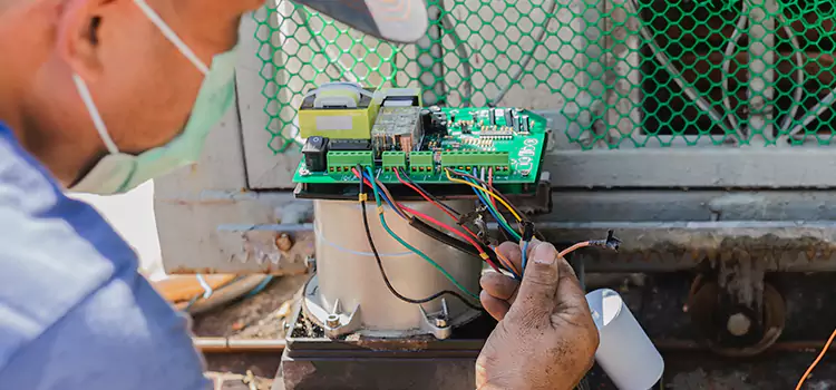 Electric Gate Motor Replacement in Four Corners, FL
